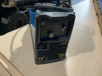 Used MILLER DYNASTY 210, 210-AMP AC/DC TIG AND STICK WELDER Tig Welders Michigan US | Miedema Asset Management Group #1424990