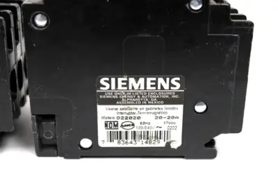 NEW LOT OF 2 SIEMENS Q22020 20 AMP CIRCUIT BREAKERS