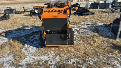 MINI SKID STEER LOADER	Landhonor	2025	Unused	LDH-HT380Q1