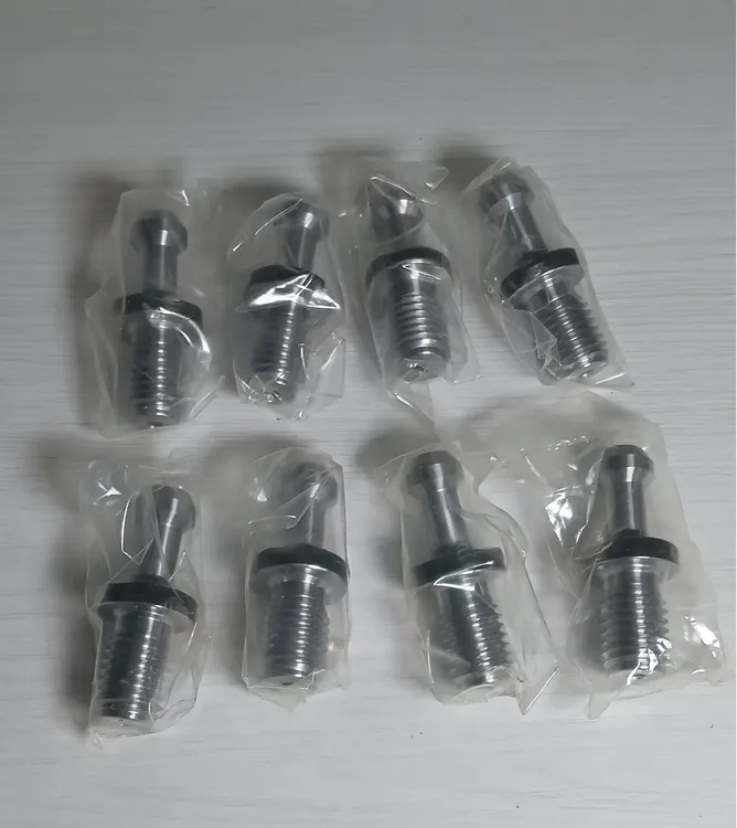 Used UNBRANDED Cat40 Tool Holders | MachineStation #946617