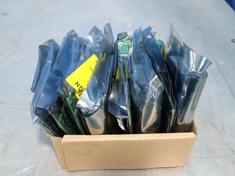 New | in-Stock EATON DXGEXT3RO Relays & Switches | HGR 24 #739662