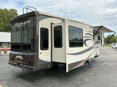 Used 2012 CROSSROADS RUSHMORE 34SB Campers, Caravans, Motorhomes Michigan US | Miedema Asset Management Group #1406929