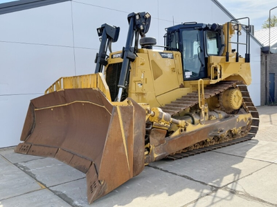 USED 2013 Caterpillar D8T