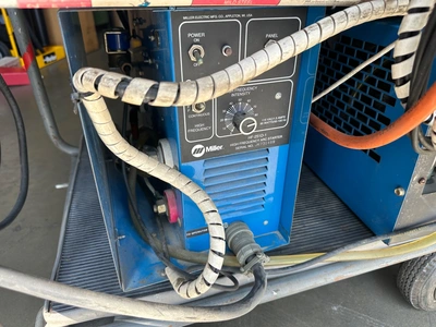 MILLER Maxstar 150 WELDING EQUIPMENT | Wheeler Machinery Sales (2)
