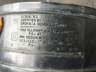 USED 2004 GROEN KETTLE USED TABLE TOP HAND TILT 20 QUART CAPACITY WITH STAND – ELECTRIC TBD-20