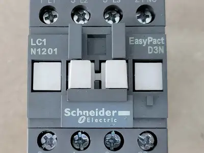 USED SCHNEIDER ELECTRIC LC1N1201B5