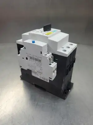 USED Siemens 3RV1031-4AB10 SIRIUS Overload Breaker w/3RV1921-1M Module