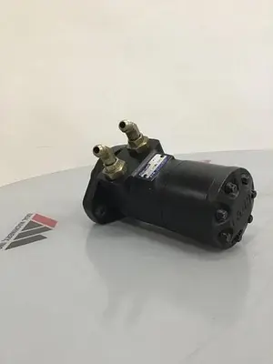 USED CHAR LYNN 101 2169 009