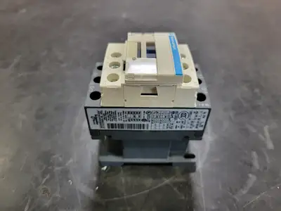 USED TELEMECANIQUE LC1D09F7