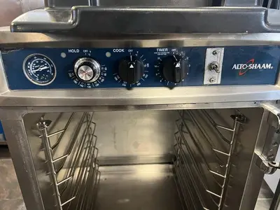 Alto-Shaam 1000-TH-II Half Height Stackable Cook and Hold Oven with Simple Controls - 120VAlto-Shaam 1000-TH-II Half Height Stackable Cook and Hold Oven with Simple Controls - 120V