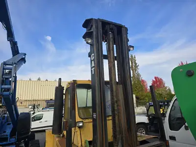 USED CATERPILLAR V200B STR