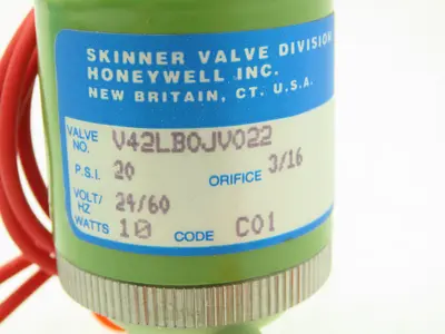 Honeywell Skinner V42LB0JV022 Solenoid Valve 2-Way (NC) 24V/60 20 PSI 3/8" Hose