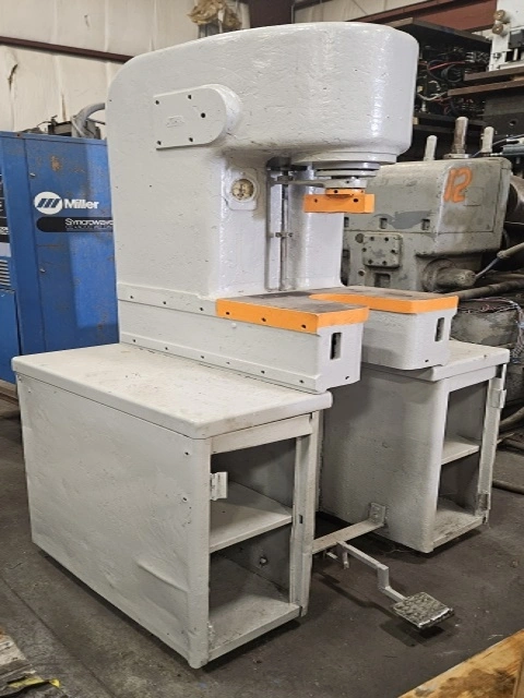 Used DENISON MC01RS02A61 Hydraulic Presses Tennessee US | Pearl Equipment #1556231
