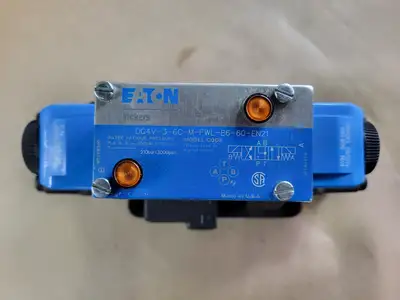 NEW EATON DG5V-8-H-2C-M-FWL-B-10-EN21