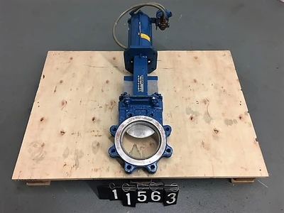 Dezurik 6"-150 Knife Gate Valve Air Operated