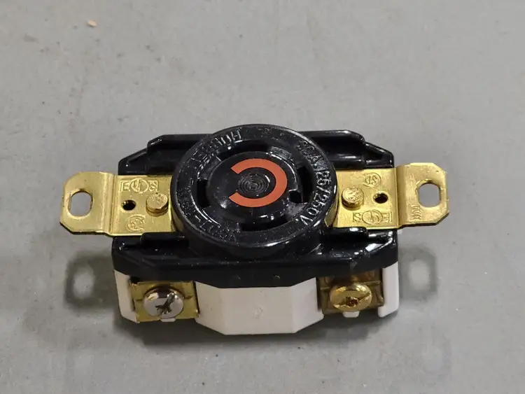 New | in-Stock HUBBELL HBL2720 Cable & Wire British Columbia CA | Lenmark #249291