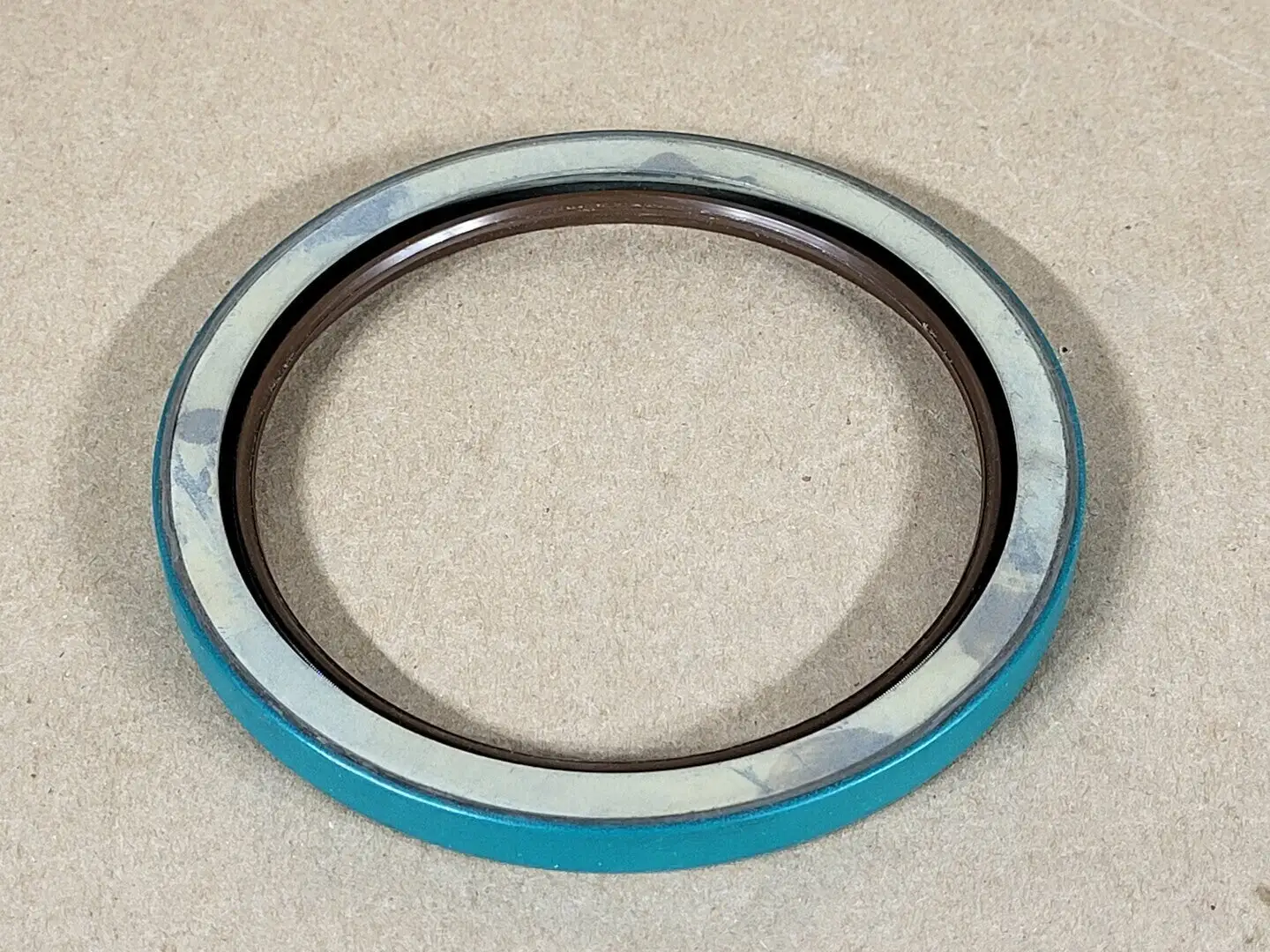 NEW SKF 42433