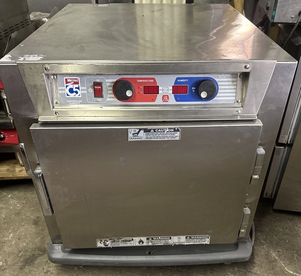 174-0148 Metro C593-SFS-U Insulated Mobile Hot Food Warmer Cabinet