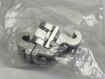NEW REXROTH RAIL SEAL HOLDER SET OF 34