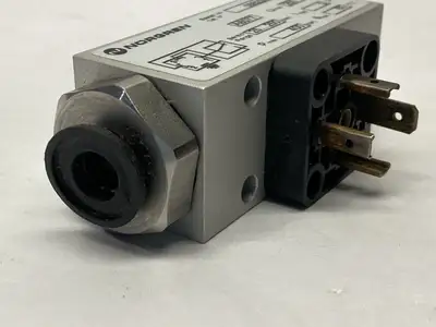 0882300 | Norgren  Pressure Switch 1/4" NPT 25-250 Bar - Used