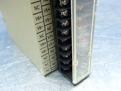 USED OMRON C200HDA003