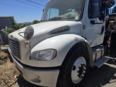 USED 2020 FREIGHTLINER M2 106