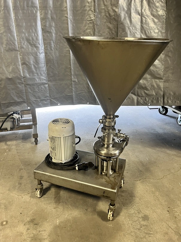 Used Triclover Tri-Blender model F3128