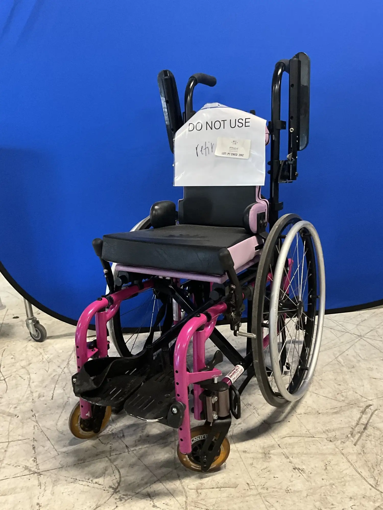 Used Ki Mobility Little Wave XP Home Care / Nursing Supplies Texas US | PT Medical Technologies #1458726