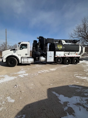 2024 TRUVAC HXX Hydro Excavator | VacSource (1)