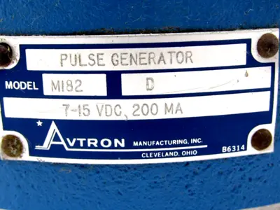 NEW AVTRON M182 PULSE GENERATOR 7-15VDC 200MA