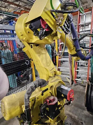 USED 2015 FANUC R-200IB/210F