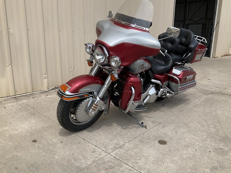 Used 2004 HARLEY DAVIDSON FLHTCUI Motorcycles (Misc) Michigan US | Miedema Asset Management Group #1320440