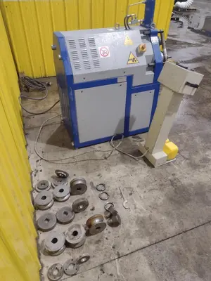 2.5" X 2.5" TAURING MODEL #BS50 POWERED ANGLE BENDING ROLL: YORBO #24869