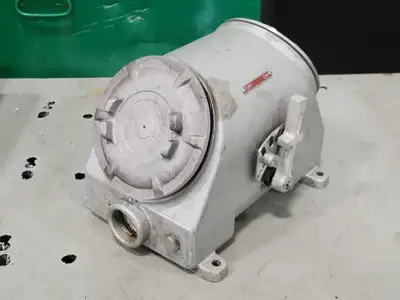 USED CROUSE-HINDS FLS30364-1-33