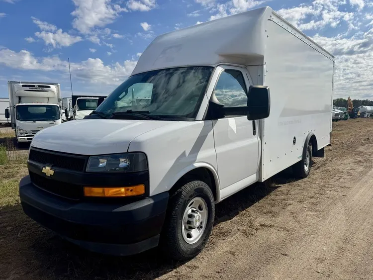Used 2024 CHEVROLET EXPRESS 3500 CARGO VAN Vans Minnesota US | Carco Truck & Equipment #1520114
