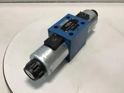 USED REXROTH 4WE10Q32/CG24N9Z4