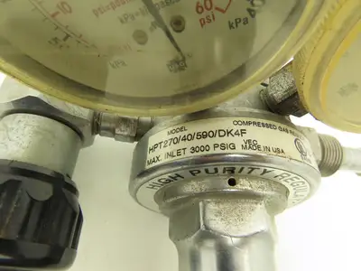 Victor HPT270/40/590/DK4F 2 Stage Regulator Gas Regulator Gauges 0-4000/0-60PSI