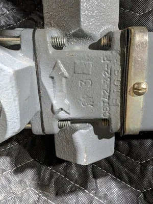 Control Valve 3-Way V48AD-2 Size: 1″ Johnson Controls