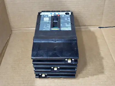 USED SQUARE D HRA36060U31XYP