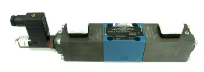 NEW REXROTH 4WRE-6-W32-12/24K4/M VALVE 00499564 21501407-01 4WRE6W321224K4M