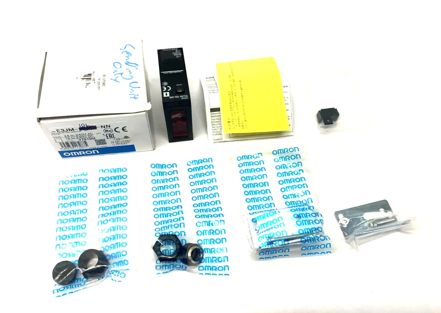 E3JM-10L-NN | Omron  Through-Beam Photoelectric Switch Sending Unit 24-240VAC - New Other
