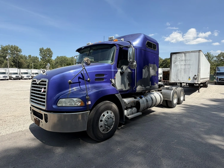 Used 2013 MAC 613CXU613 Conventional trucks Indiana US | Miedema Asset Management Group #1414639