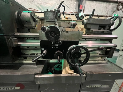 1995 COLCHESTER MASTER 3250 Lathes, Engine, Center | ESP Machinery Australia Pty Ltd (8)
