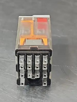 Schneider Magnecraft 782XDX2MAL Relay lot w/5 loc4D39