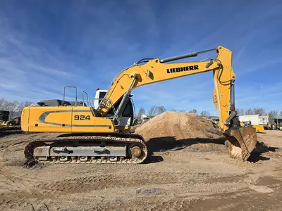 Used 2019 LIEBHERR R924 LC Crawler Excavators Utah US | Berry Machinery #910866