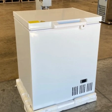 171-0384 27" Solid Top Self Contained Ultra Low Temperature Chest Freezer