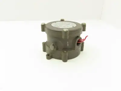 Dwyer 1950-00-2F Explosion-Proof Differential Pressure Switch