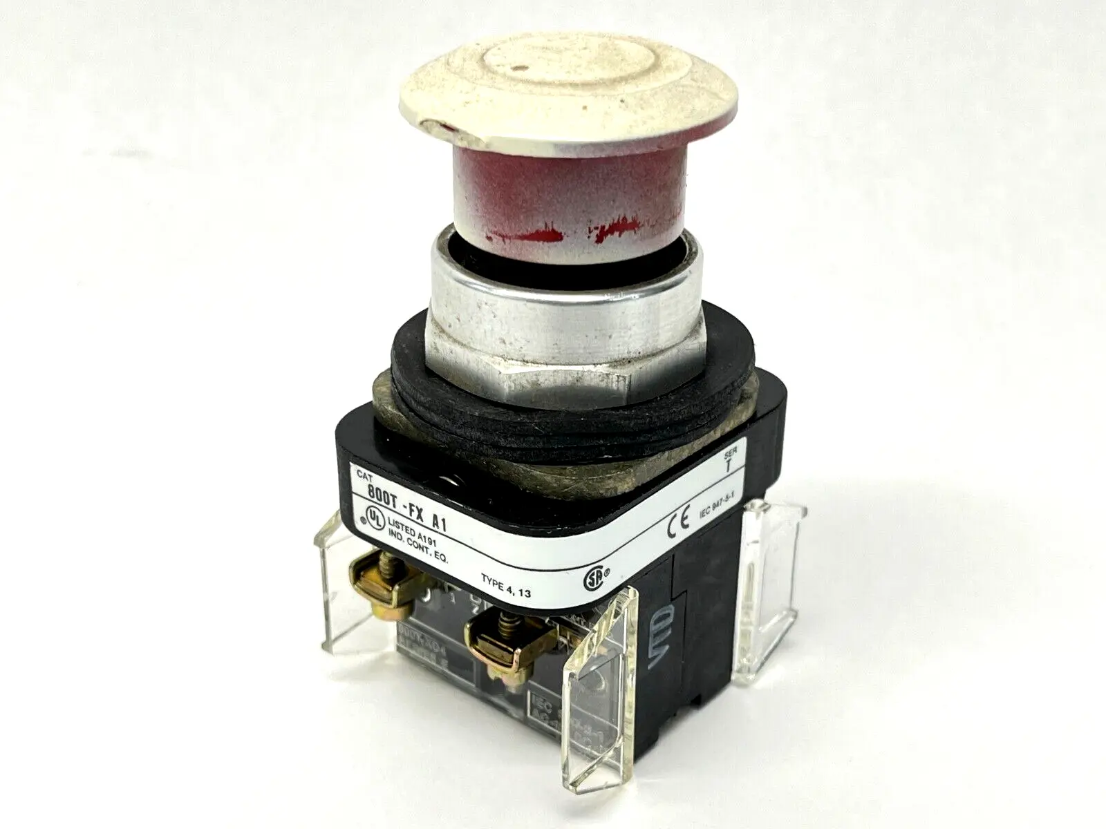 800T-FX1A1 | Allen Bradley  Ser T Push-Pull Mushroom Pushbutton PAINTED WHITE - Used