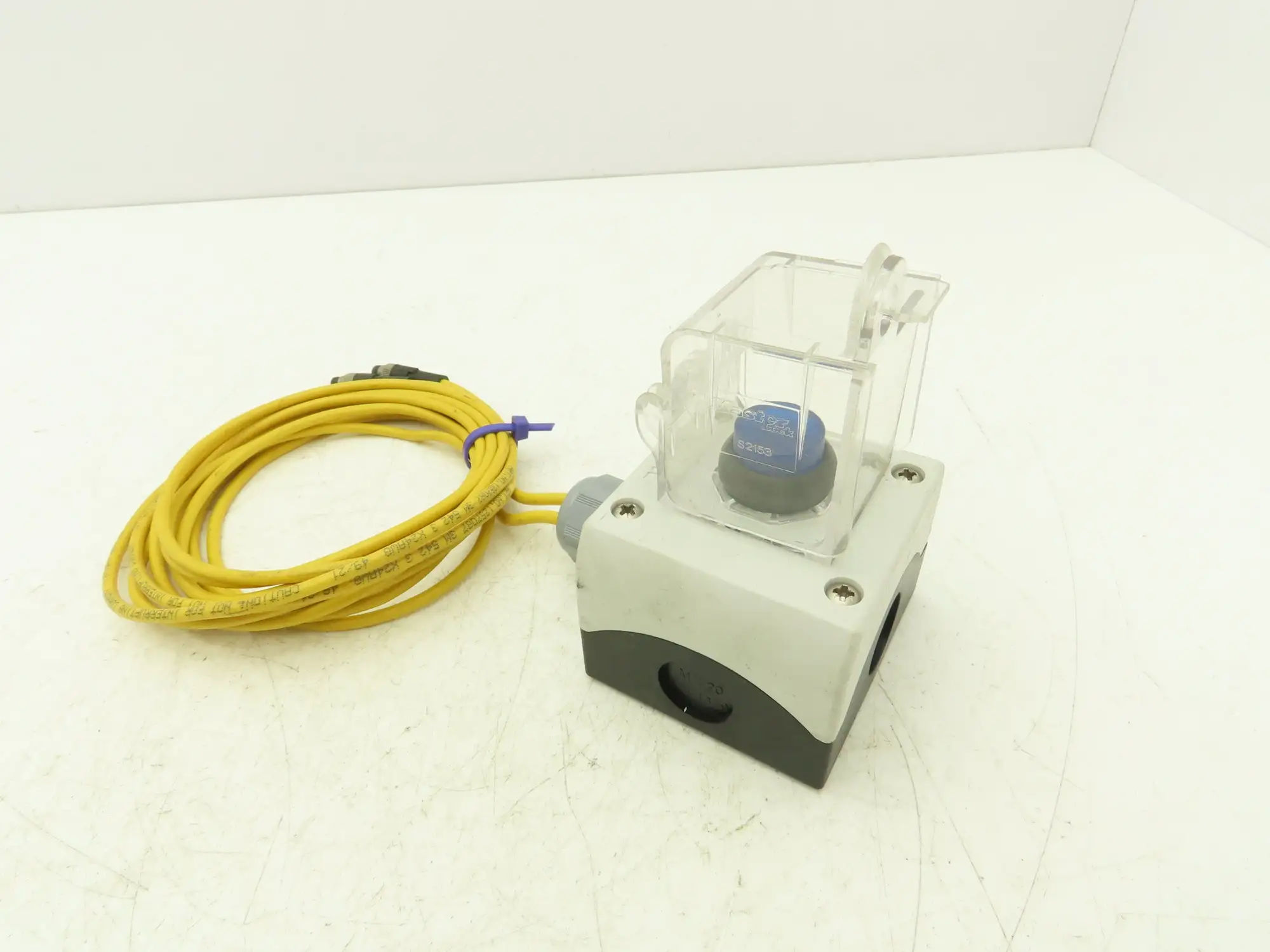 IEC 60947-5-1 Pushbutton Control Station Enclosure Reset Single Button Box