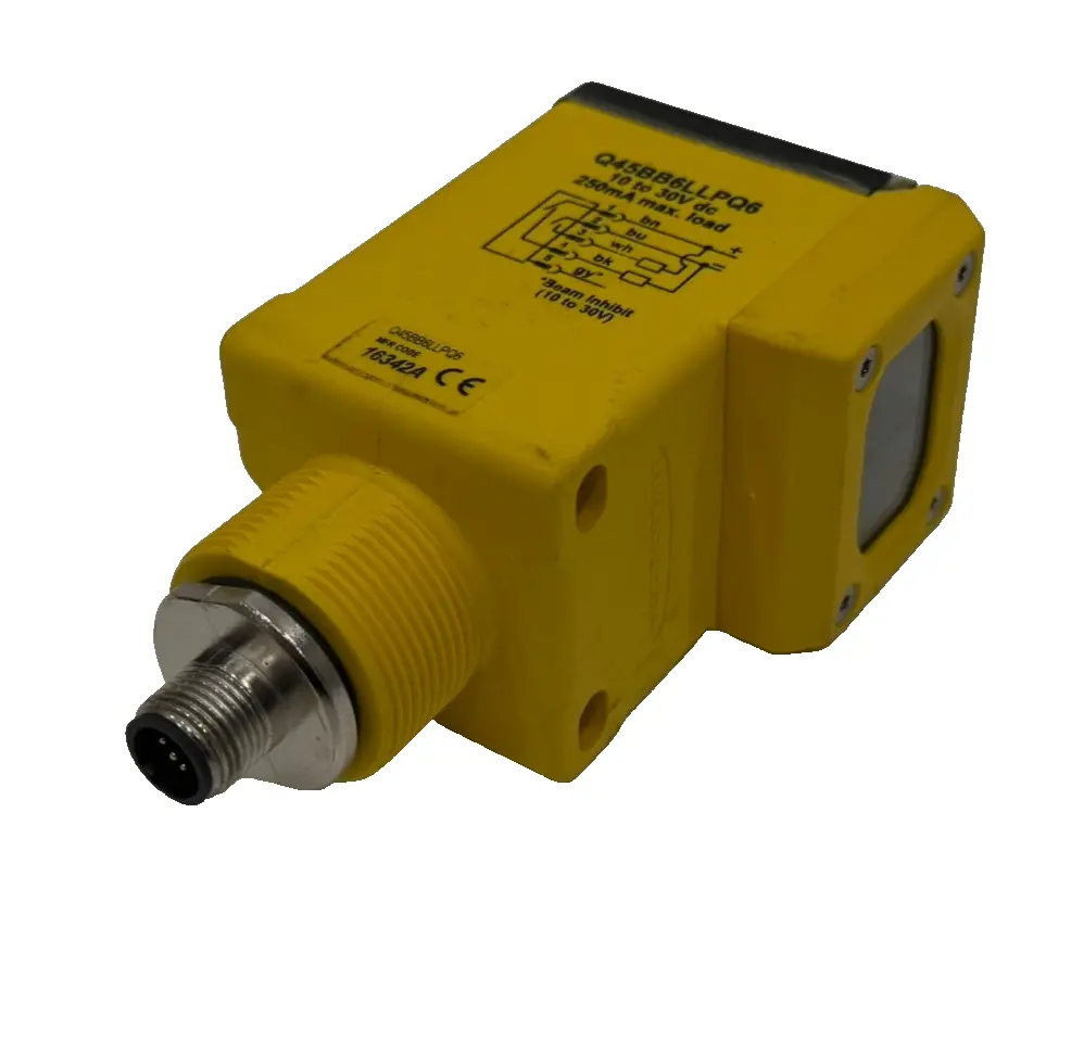 USED BANNER ENGINEERING Q45BB6LLPQ6 PHOTOELECTRIC SENSOR 10 TO 30V DC